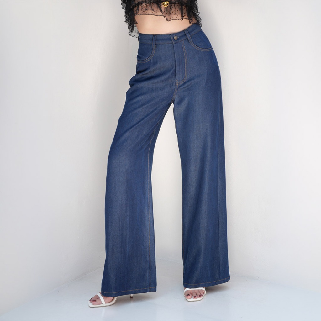 LUCA STUDIO_Luca midnight wide jeans - กางเกงยีนส์ทรงขากว้าง ผ้าTencel Denim สีMidninght
