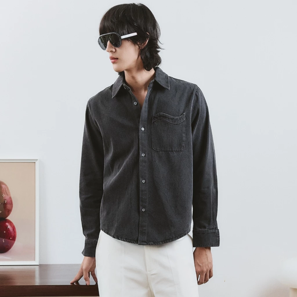 Classy Club - เสื้อเชิ้ต ยีนส์ รุ่น Tail Wag Denim Shirt - Classy Friends Furreal Col.