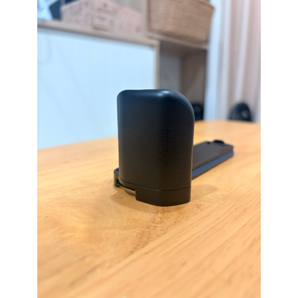 JJC Handgrip fuji xt10 xt20 xt30 (มือสอง สภาพดี ใช้งานปกติ)