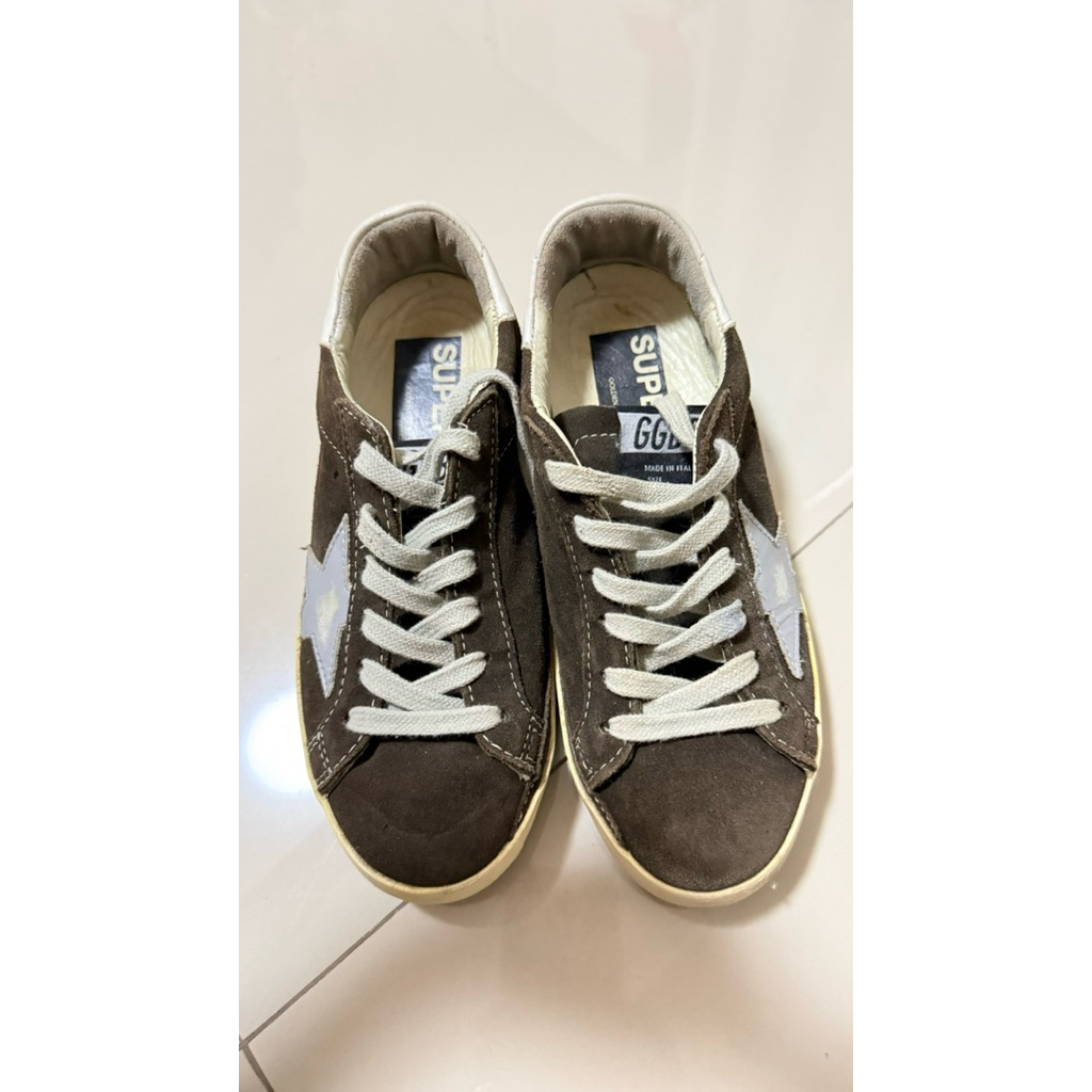 ส่งต่อรองเท้า GGDB ผ้าใบมือสองของแท้ sz 36-37