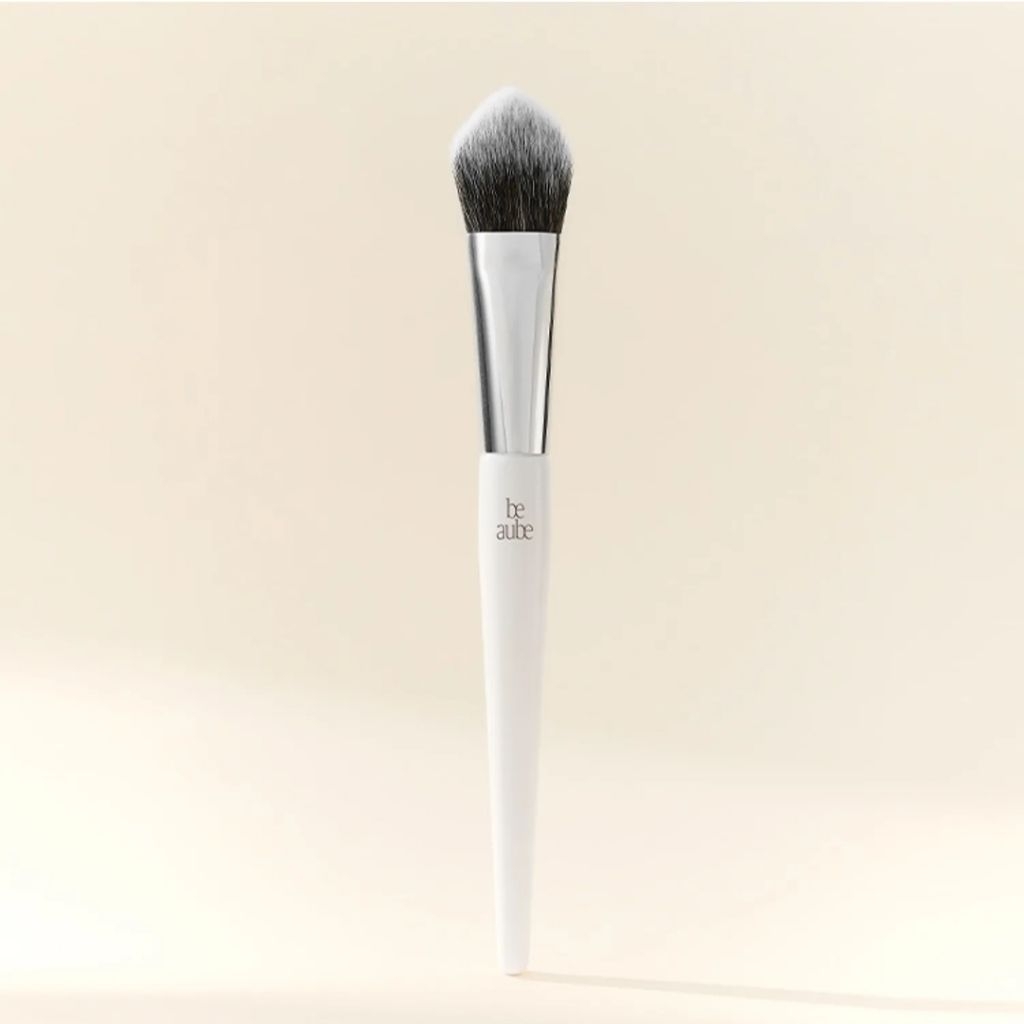 พร้อมส่ง Be aube soft powder brush(small) , small cheek brush แปรงปัดแก้ม
