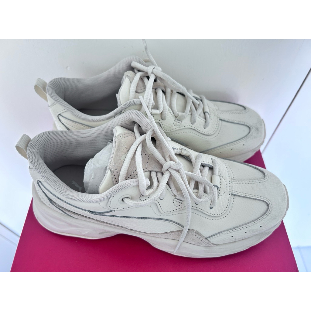 รองเท้ากีฬาผู้หญิงPUMA (Cilia Lux)