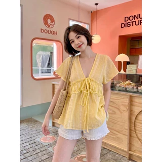 [พร้อมส่ง] summer breeze blouse เสื้อแขนสั้นแต่งระบายอก ชุดไปคาเฟ่ ชุดไปทะเล by Lamoon apparel