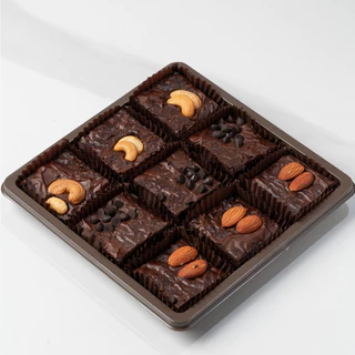 Tinymade บราวนี่พรีเมี่ยม ช็อกโกแลตแท้ เนยแท้ หน้ารวม สไตล์โฮมเมด