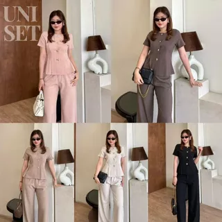 Uni Set:: ชุดเซ็ท 2 ชิ้นขายาว ชุดเซ็ทขายาว เสื้อคอกลมแขนสั้นแต่งกระดุมทอง ชายล่างแต่งจีบ ทำงาน BETTY (B072)