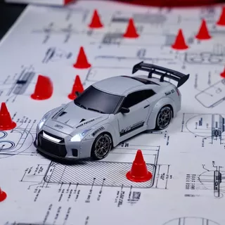 1/24 4WD RC Drift GTR รถกีฬารถ Full Scale รีโมทคอนโทรล Air Force สีเทา 911 Dodge Hellcat ความเร็วสูงรถแข่งรุ่นของเล่น