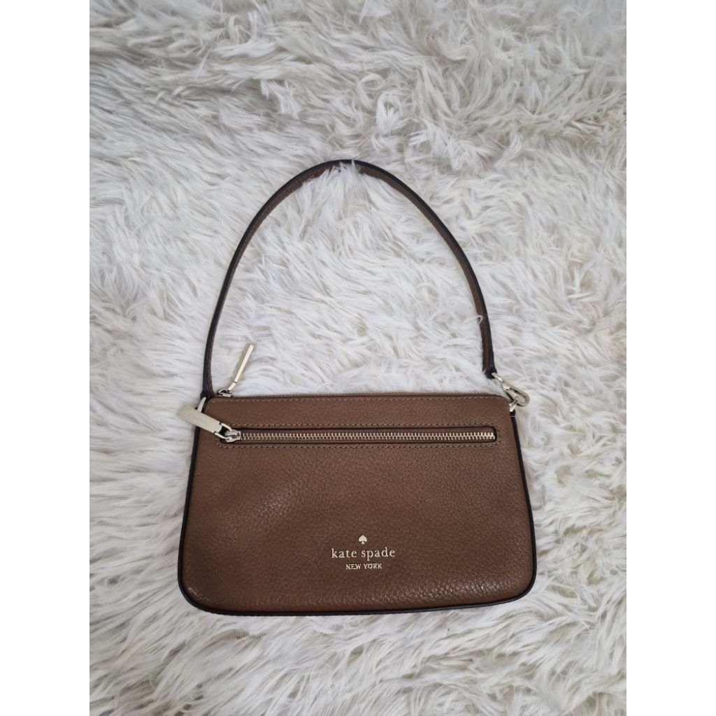พร้อมส่ง กระเป๋าคล้องมือ Kate Spade ของแท้มือสอง