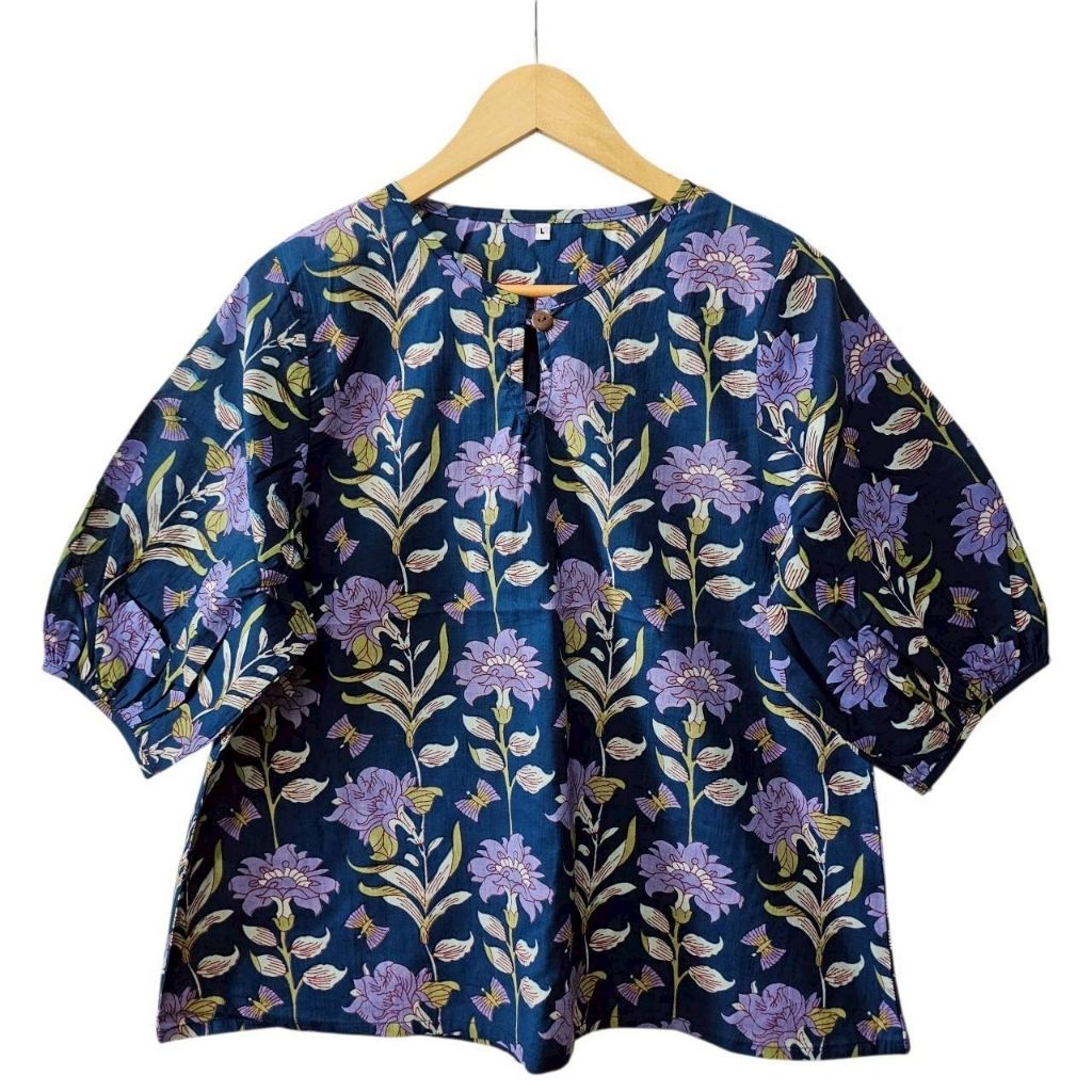 เสื้อแขนยาว ทรงแขนระฆัง 4 ส่วน ไซส์42" และ46"ยาว25" ผ้าคอตต้อนอินเดียสวยหวาน