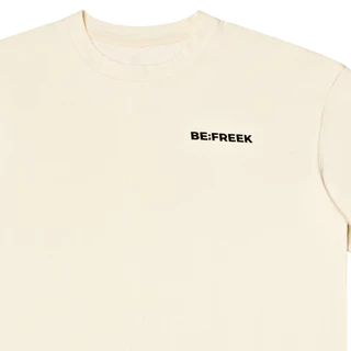 BE;FREEK เสื้อยืดเบสิคสกรีนโลโก้ BE;FREEK ทรง ORIGINAL สีงาช้าง BE;FREEK BASIC ORIGINAL IVORY LOGO T-SHIRT