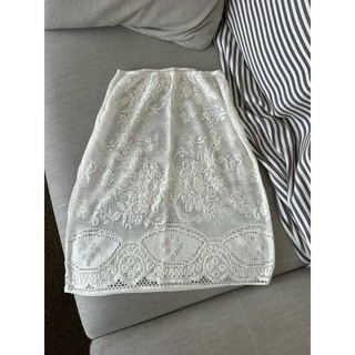 SOMETHING ABOUT US - Eden flower skirt