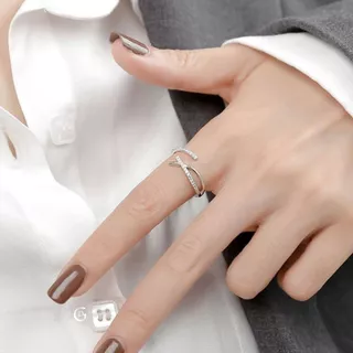 GLAMOR✨แหวนเงินแท้ Cross Knot แหวนไขว้ไม่สม่ำเสมอ แหวนปรับขนาดได้ เข้ากับทุกชุด เรียบหรู มีระดับ