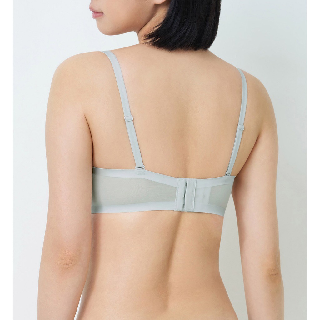 Triumph เสื้อชั้นในไม่มีโครงแบบเกาะอก รุ่น Invisible Inside-Out HUD รหัส 10212519 สีเทาอ่อน 00QX — صورة 6