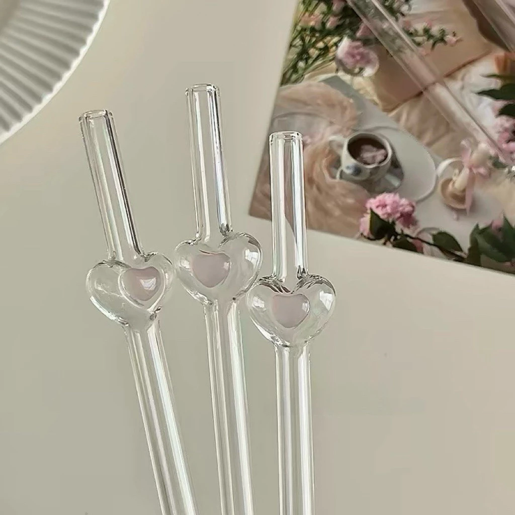 พร้อมส่ง หลอดแก้วใสรูปหัวใจ แก้วบอโรซิลิเกต ทนร้อน ใช้ซ้ำได้ สำหรับกาแฟ ชานม น้ำผลไม้