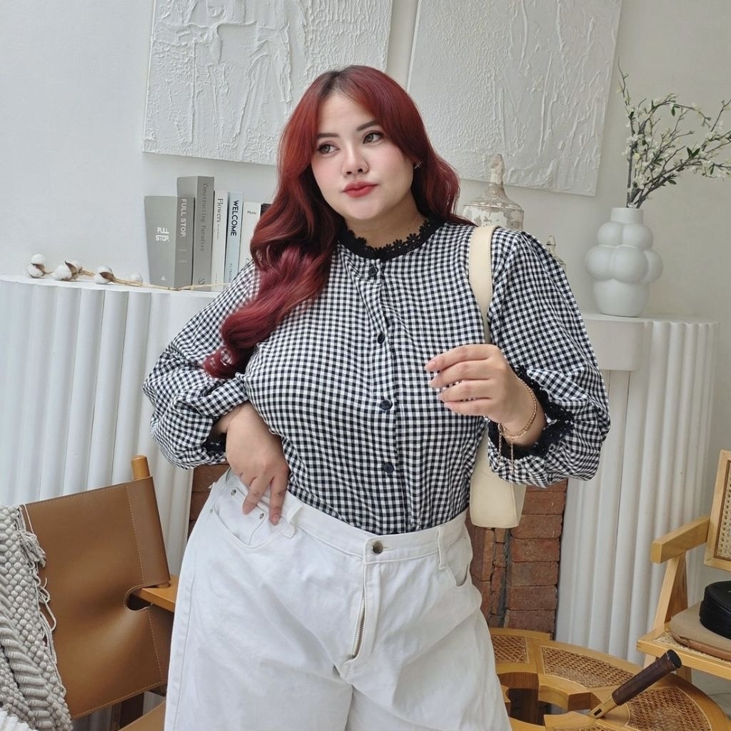 เสื้อเชิ้ต อก44-66นิ้ว แขนพอง ลายสก๊อต แต่งลูกไม้รอบคอ ปลายแขน สาวอวบ ไซส์ใหญ่ MG19-0
