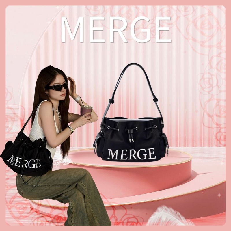 MERGE On Time Bag   กระเป๋าสะพายไหล่ 【ของแท้100%】