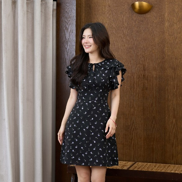 Pixie Dandelion Dress (Black) เดรสดำ เดรสสั้น