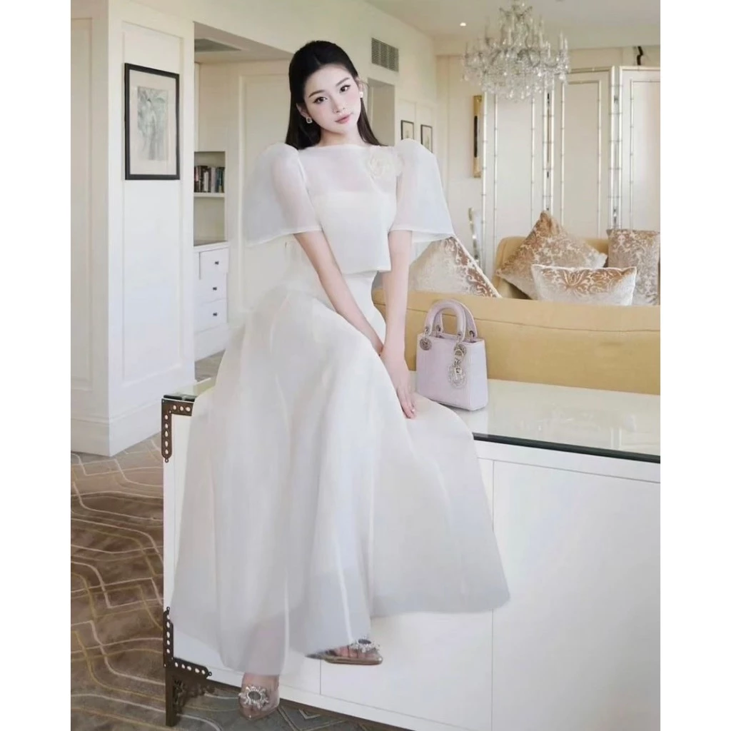 [NITTAYA] D2692 ชุดเดรสกระโปรงยาวสายเดี่ยว+เสื้อคลุมคอกลมแขนสั้นซีทรู แต่งเข็มกลัดดอกไม้