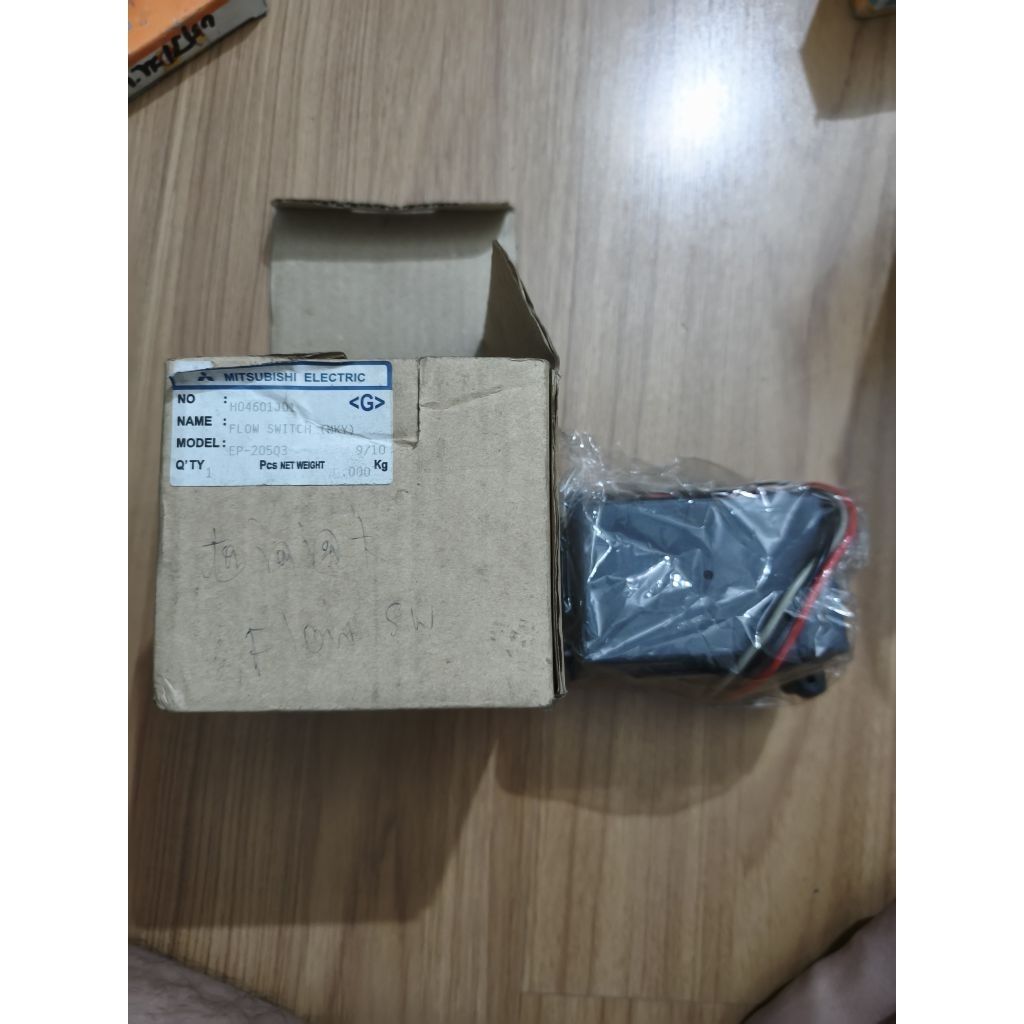 FLOW SWITCH โฟลสวิทช์ ของมิตซูบิชิ mitsubishi wp 205q3 แท้ อย่างดี