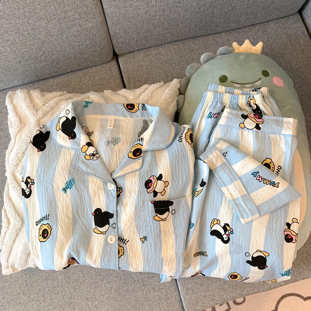 🐧☁️ชุดนอนสองชิ้นลายเพนกวินน่ารัก ผสานลายริ้วฟ้าขาว สไตล์หวานสาว ผ้าคลาวด์คอตตอนนุ่มละมุนผิว เหมาะฤดูร้อน มีไซส์ M-2XL จั