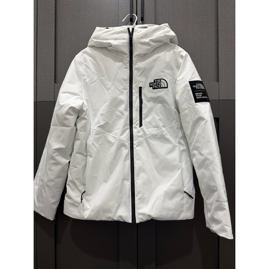 The North Face เสื้อดาวน์ กันน้ำกันลมกันหิมะ dryvent
