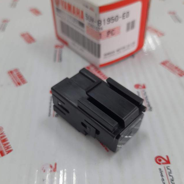 5UM81950E0 ชุดรีเลย์ SR400 XT250 (5UM-E0) แท้ YAMAHA 5UM-81950-E0
