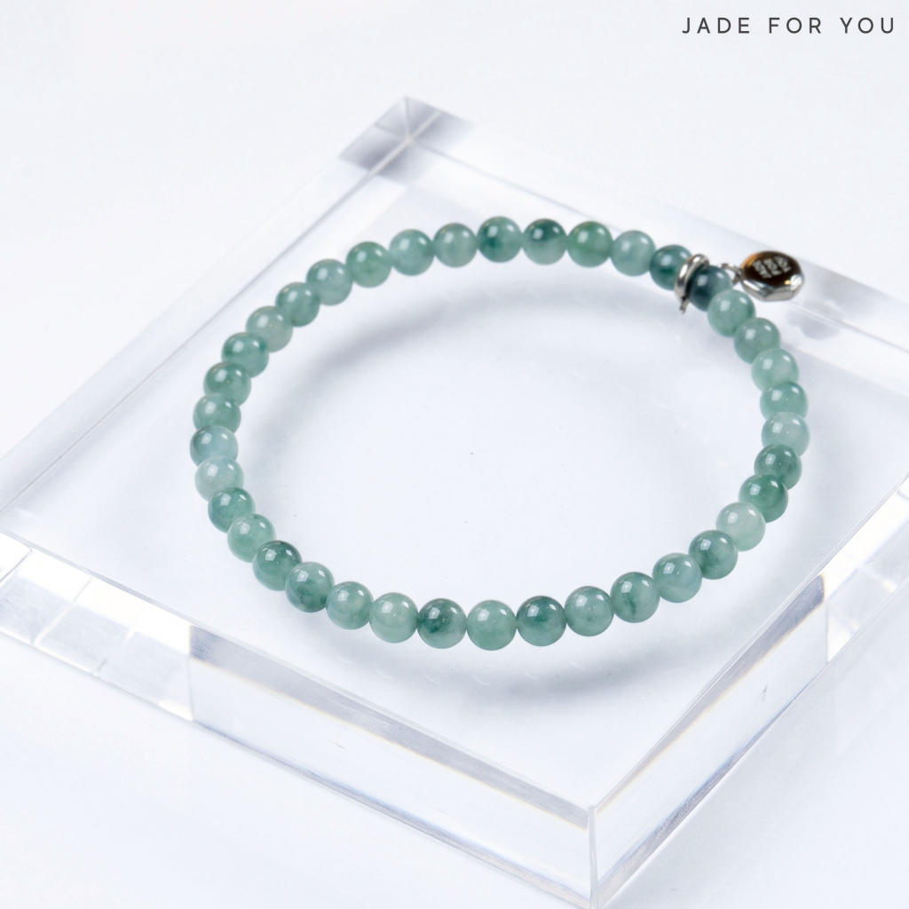 สร้อยแขนหยกขาวปนเขียว Moss in the snow (พม่า) 4.8 mm. - JADE FOR YOU