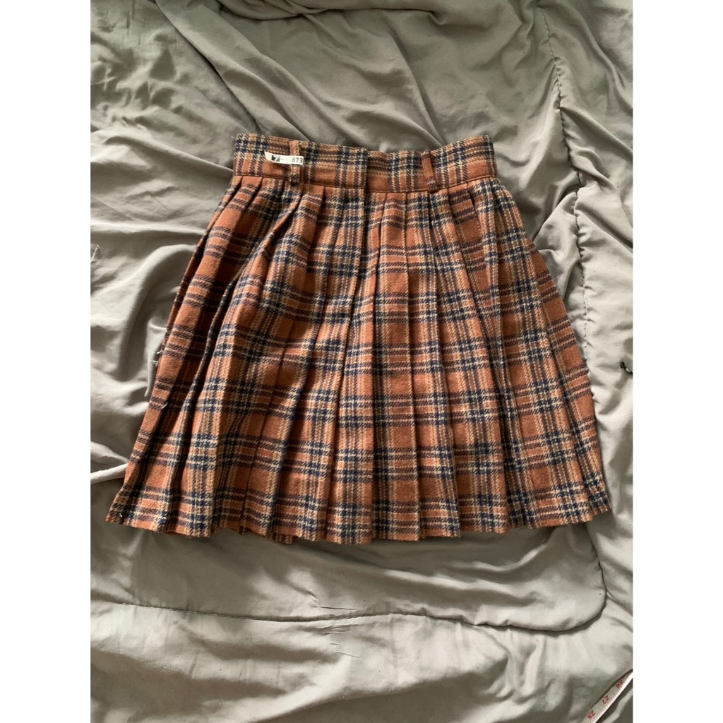 กระโปรงผ้าลายสก็อตสีน้ำตาลมือสอง Pendora Plaid skirt Brown U-sed [3-105Pendora]