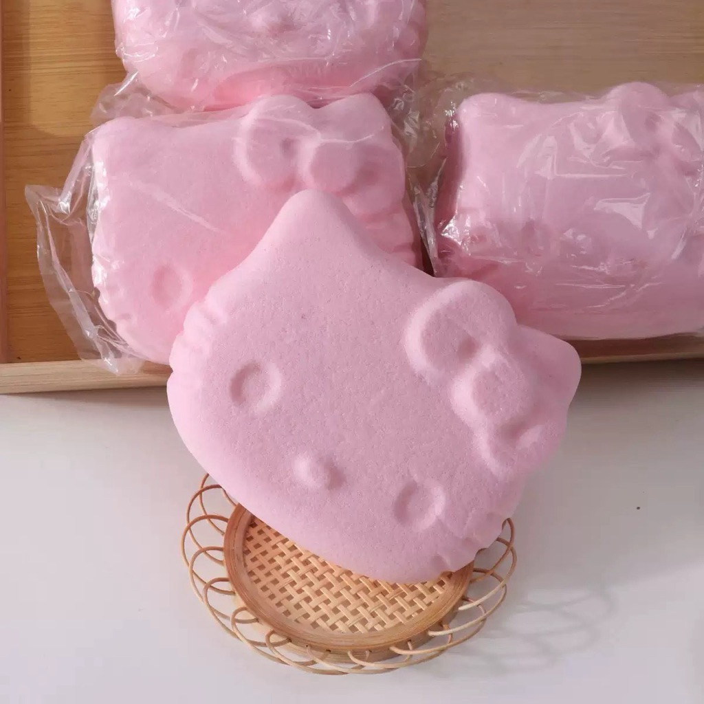 สกุชชี่ hello kitty สีชมพู
