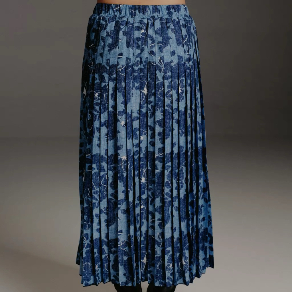 [พร้อมส่ง]New-Endless Holiday💙 Pleatful Skirt Misty Denim ของใหม่ 💯