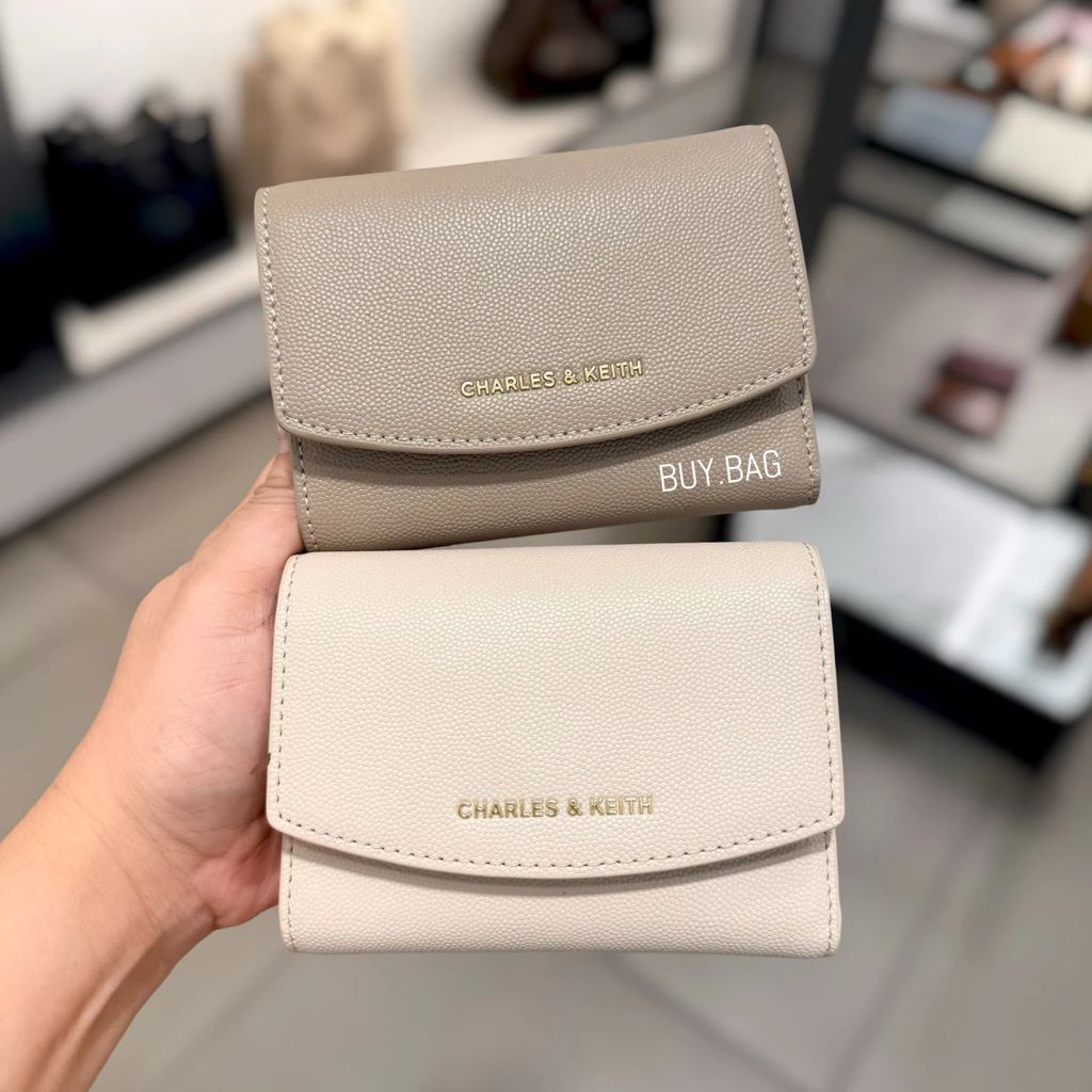 CHARLES & KEITH ( ใช้โค้ดลด30% ) CK6-10770633 size.XXS กระเป๋าสตางค์ใบสั้น ของแท้จากช็อป100%