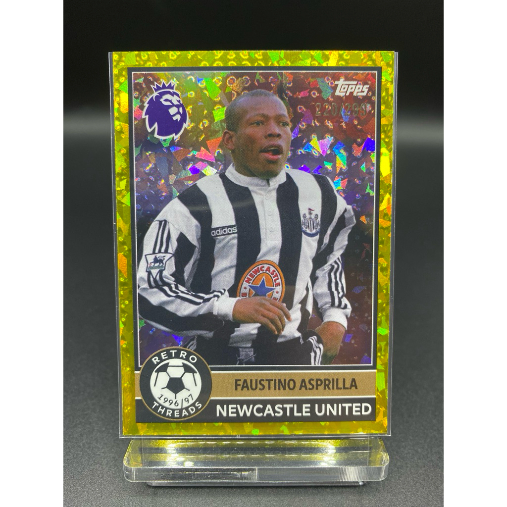 การ์ดฟุตบอล ⚽️ Faustino Asprilla | 2025-26 Topps Premier League Retro Threads Gold Foil /299