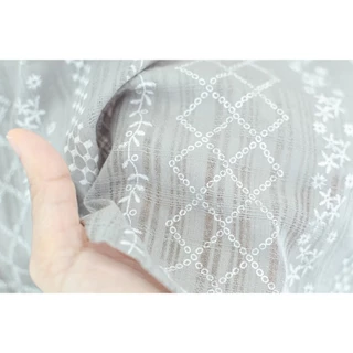 Narinari : MT2758 Ruff Collar Cap Sleeve Blouse