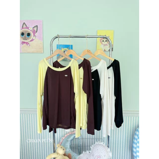 (🎀shopee video & liveมีส่วนลด+ส่งฟรี🎀) เสื้อครอปแขนยาวปาดไหล่ งานดีเทลแต่งอะไหล่อก (38-52)