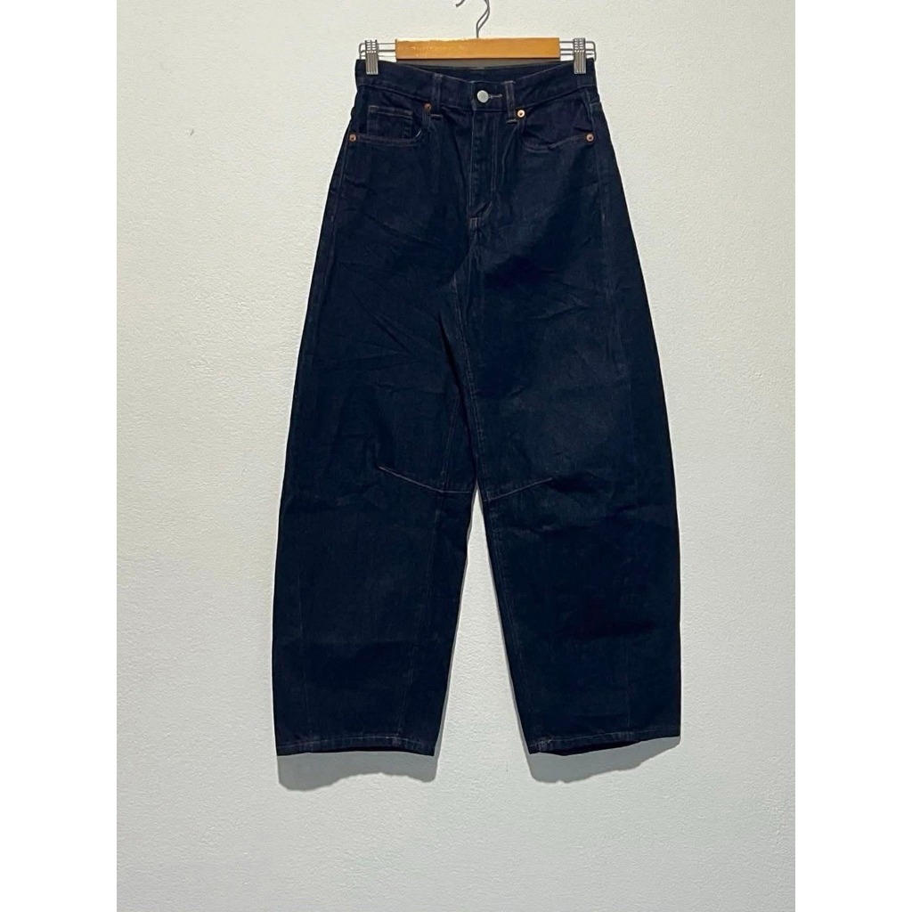 กางเกงยีนส์ GU barrel jeans