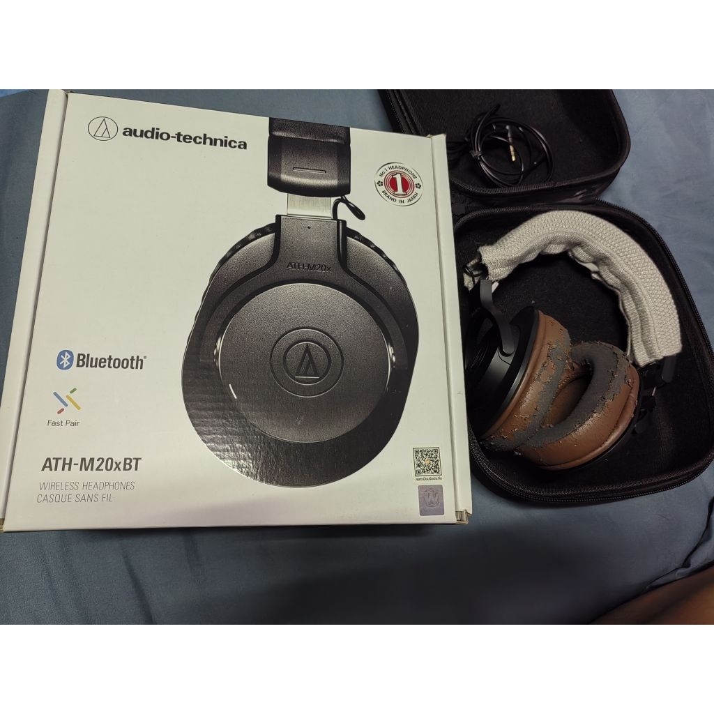 "หูฟัง Audio-Technica ATH-M50x มือสอง (ตำหนิฟองน้ำลอก เสียงปกติ สายครบ)"