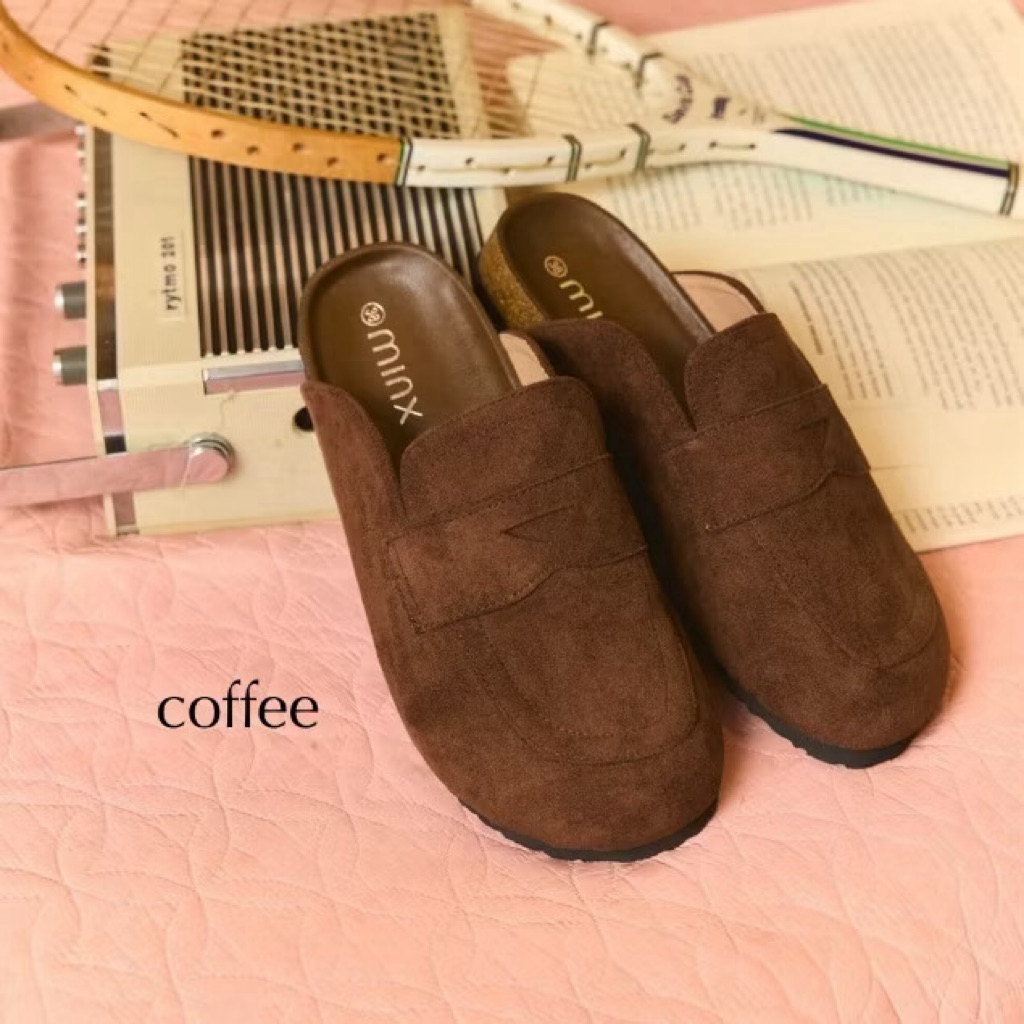 Minx รุ่น Wynn slipper รองเท้าสลิปเปอร์ หนังกลับ