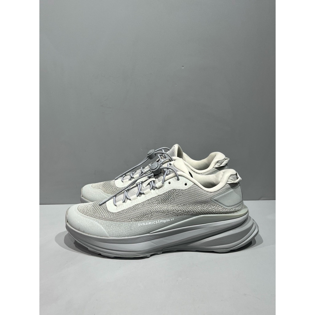 ส่งต่อรองเท้าผ้าใบ NIID R4DICAL PILGRIM V1 - COOL GRAY size 43