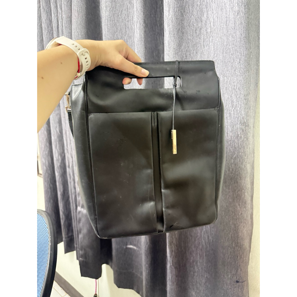 กระเป๋ามือสอง Bally สีดำ ของแท้