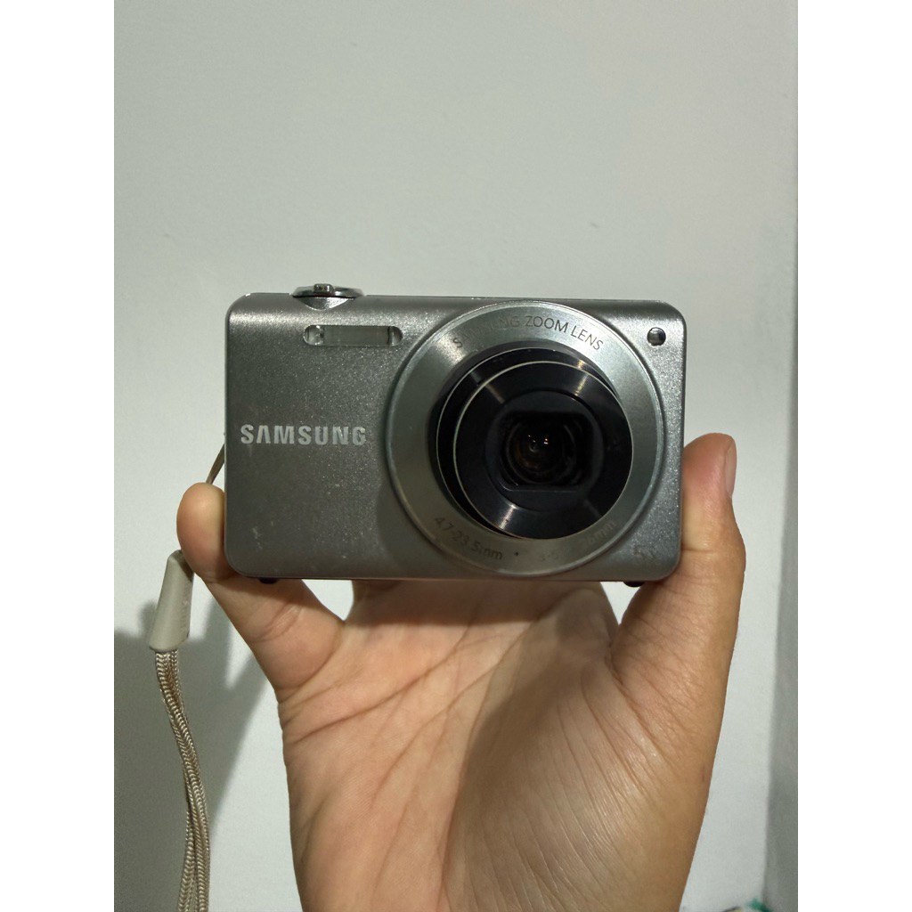 Samsung ST93 สีเงิน 📸 กล้องดิจิตอล Compact รุ่นเก่าเจอไม่บ่อย 16.1MP Zoom 5X Digicam Y2K