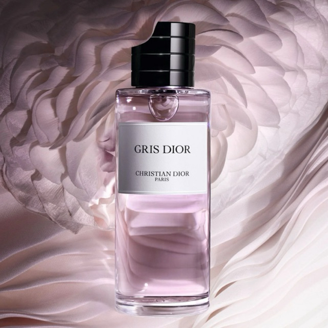 น้ำหอม Gris Dior รุ่นลิมิเต็ด