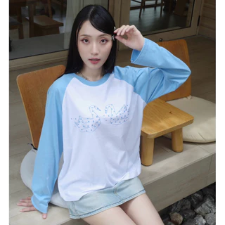 resign studio - เสื้อ Raglan เสื้อขาวแขนฟ้า☁️🐋