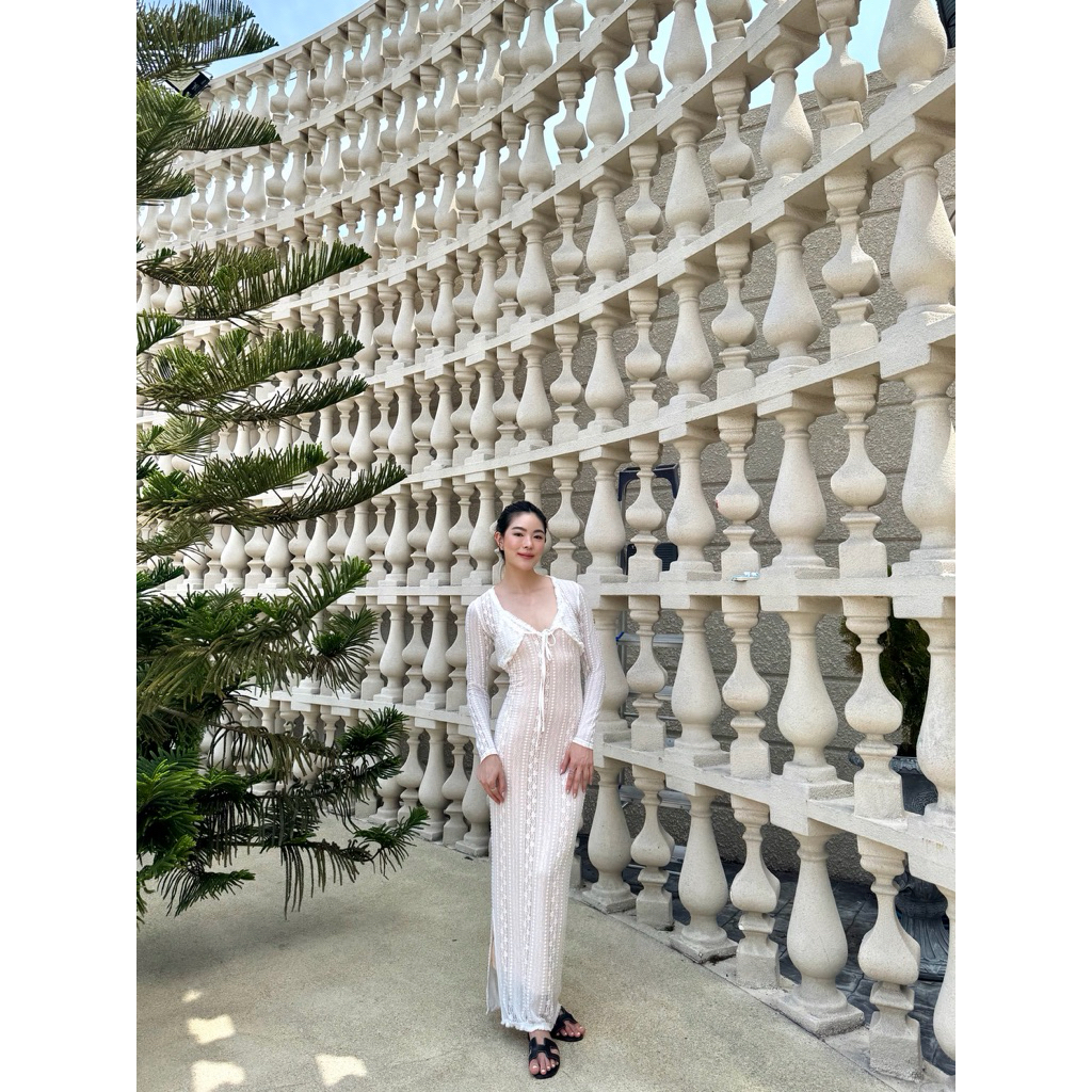 Odeal Dress เซ็ทเดรสกับเสื้อคลุมทอลายลูกไม้