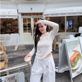 Alina top เสื้อโปโลแขนยาว กระดุมเงิน แต่งอะไหล่ (Size M,L) ผ้านุ่มนิ่ม ยืดได้เยอะ ใส่สบาย AOMMKO-S130