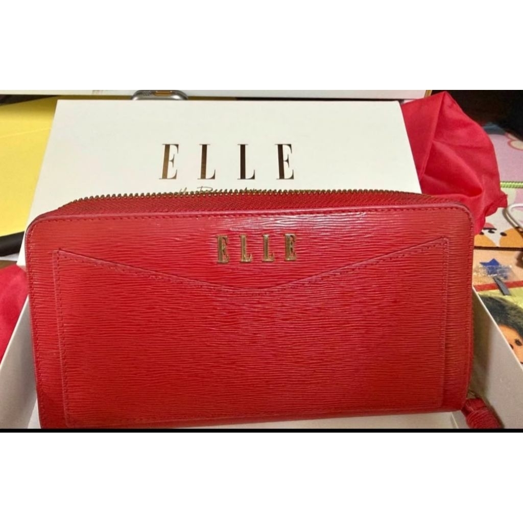 กระเป๋าสตางค์ Elle มือสอง