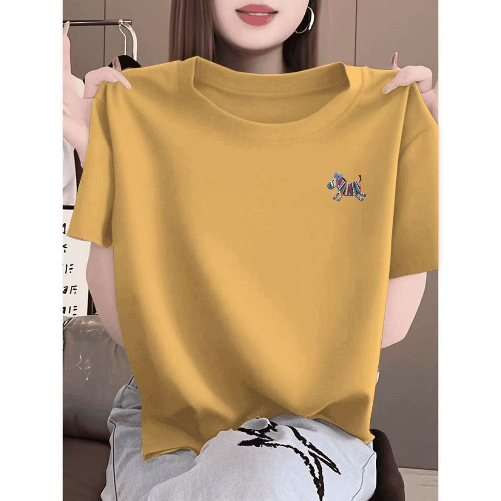 เสื้อยืดแขนสั้นลายการ์ตูนสุดเก๋ไม่ซ้ำใครสำหรับผู้หญิง สวมใส่ได้ทุกวัน สไตล์ฤดูร้อนใหม่ สีพื้นเรียบง่ายแต่ดูดี สวมใส่ได้ห