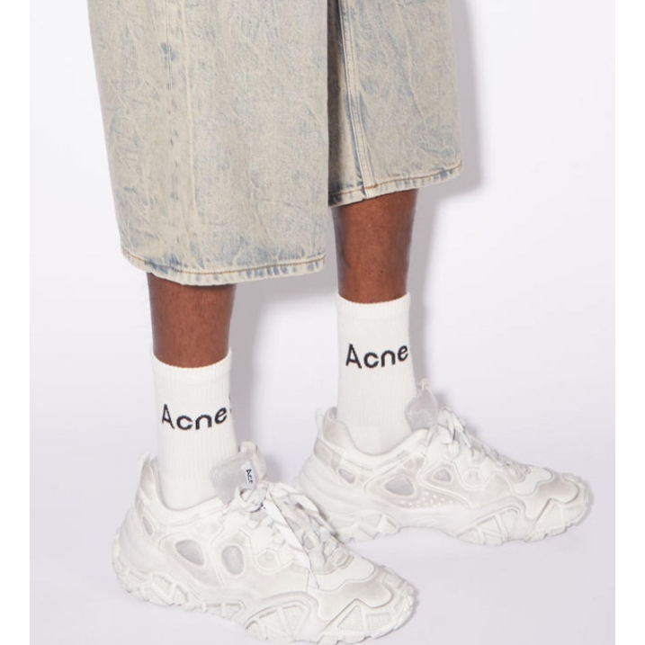 ถุงเท้าข้อยาว Acne Studio