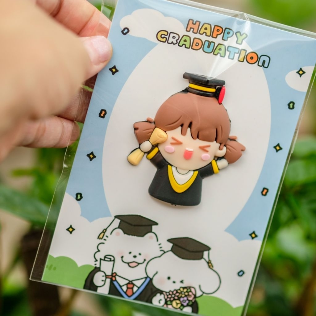 การ์ดตุ๊กตาบัณฑิตpvc พร้อมจัดส่ง ราคาต่อ1ชิ้น ของขวัญปัจฉิม
