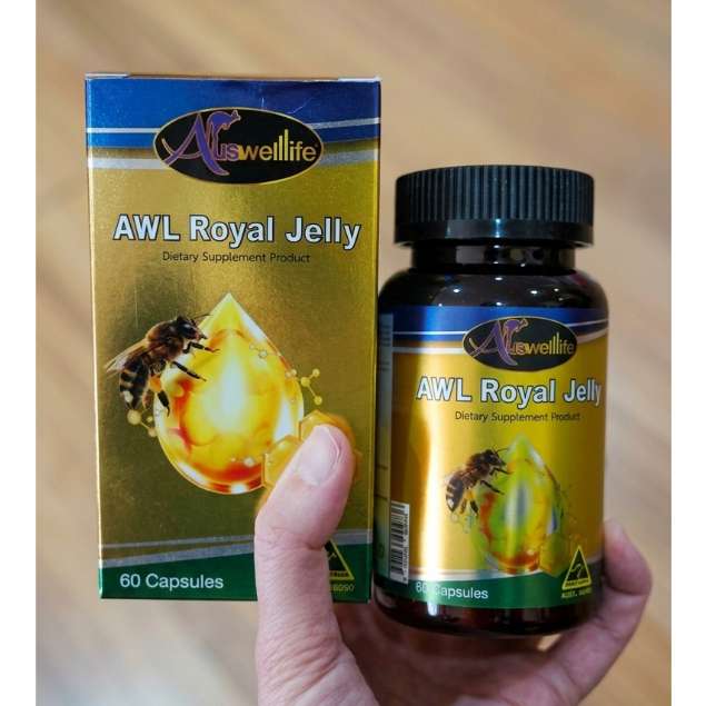 (ลดขาดทุนสินค้าจะหมดอายุ EXP. พย.2026) นมผึ้ง Auswelllife AWL Royal Jelly 60 เม็ด เหลือ 3 กระปุก