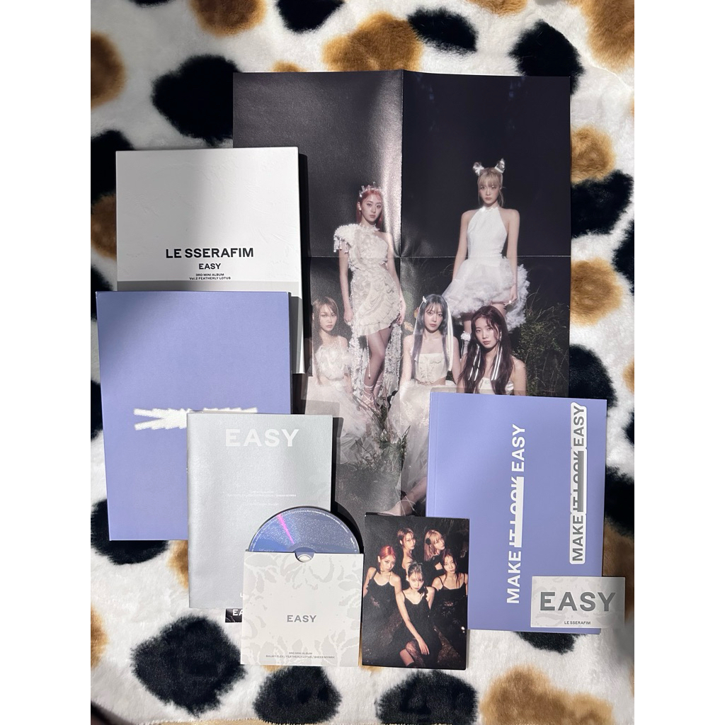 [พร้อมส่ง] อัลบั้มเปล่า le sserafim - Easy vol.2 ได้ของตามภาพ (Sakura,Chaewon,Yunjin,Kazuha,Eunchae)