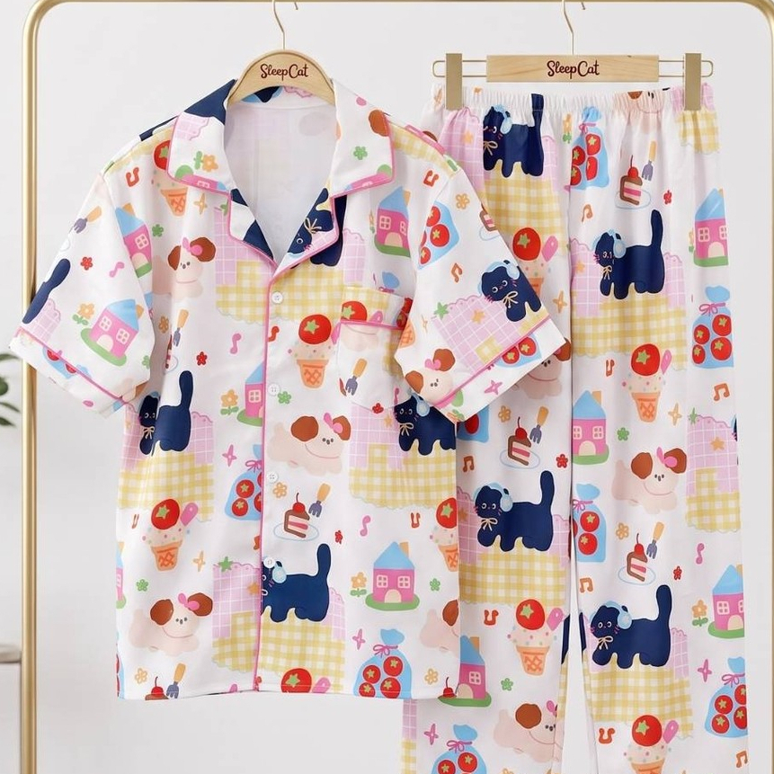 ชุดนอนแบรนด์ SleepCat อก 43" ฟรีไซส์ (SVL) แขนสั้น-ขายาว ไหมอิตาลีเย็นพรีเมี่ยม ผ้านุ่มลื่น เย็น ใส่สบายผิวมาก